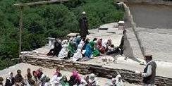 يک مکتب در نورستان!