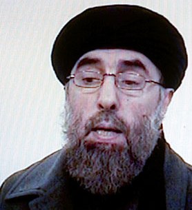 حکمتیار با عقد بعضی شرایط، صلح را می پذیرد