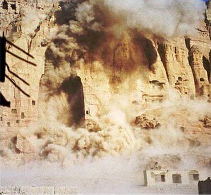 سنگ اندازی های وزارت فرهنگ و جلوگيری از بازسازی دو تندیس بودا