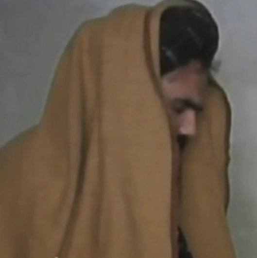 گفتگوی مخفیانه کرزی با برادر تروریست حقانی، در همراهی با استخبارات پاکستان